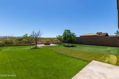 Exterior - 11438 E Desert Raptor Loop, Tucson, AZ 85747 photo 6 of 6