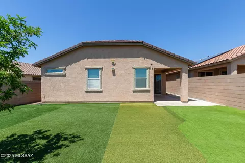 Exterior - 11438 E Desert Raptor Loop, Tucson, AZ 85747 photo 3 of 6