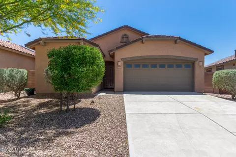 Exterior - 11438 E Desert Raptor Loop, Tucson, AZ 85747 photo 2 of 6