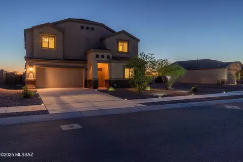 7180 S Portugal Ave, Tucson, AZ 85757