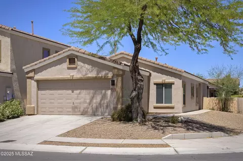 493 E Placita Nodo, Sahuarita, AZ 85629