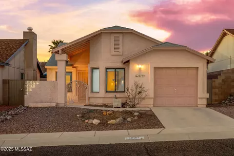 10101 E Bryonwood Ln, Tucson, AZ 85730