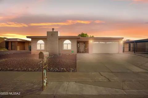 833 W Hawaii Dr, Tucson, AZ 85706