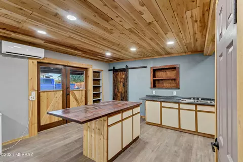 Kitchen - 8842 S Cover View Rd, Tucson, AZ 85736 photo 9 of 10