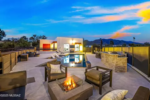 361 E Yvon Dr, Tucson, AZ 85704