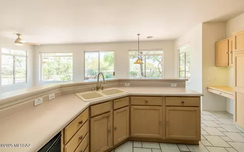 1448 E Mule Train Dr, Oro Valley, AZ 85755 photo 18
