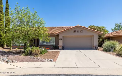 1448 E Mule Train Dr, Oro Valley, AZ 85755