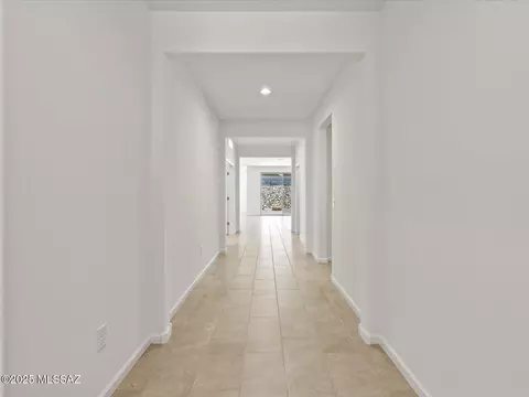 10406 E Silver Fox Dr, Tucson, AZ 85748 photo 5