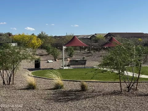 10406 E Silver Fox Dr, Tucson, AZ 85748 photo 3