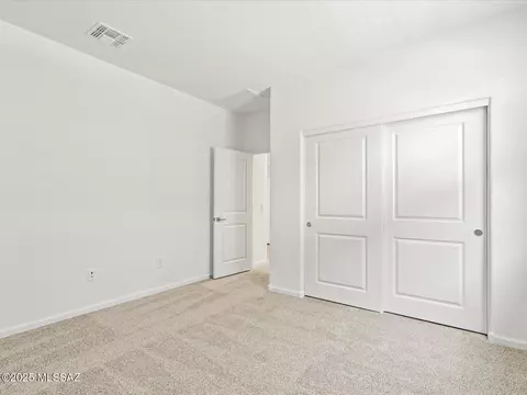 10406 E Silver Fox Dr, Tucson, AZ 85748 photo 11