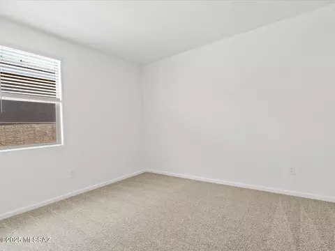 10406 E Silver Fox Dr, Tucson, AZ 85748 photo 10