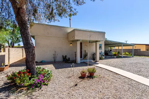 133 W Bilby Rd, Tucson, AZ 85706