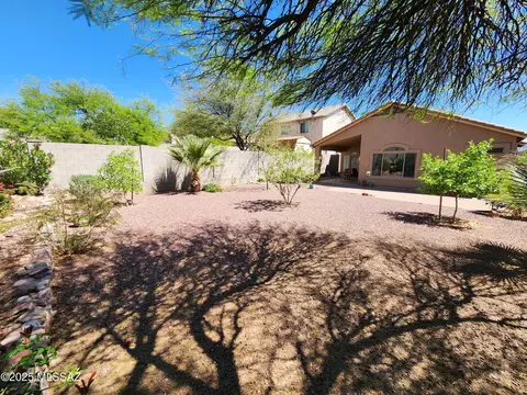 Exterior - 60464 E Blackcrest Loop, Tucson, AZ 85739 photo 6 of 8