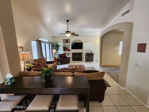 Living - 60464 E Blackcrest Loop, Tucson, AZ 85739 photo 2 of 2