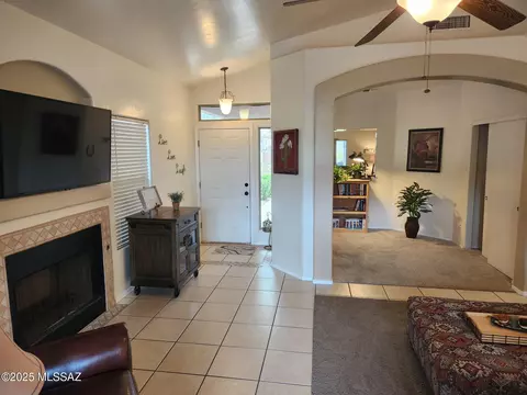 Entry Way - 60464 E Blackcrest Loop, Tucson, AZ 85739 photo 2 of 3