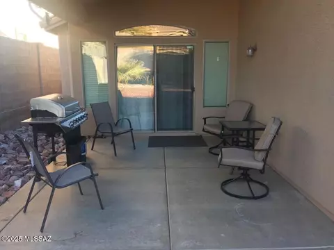 Exterior - 60464 E Blackcrest Loop, Tucson, AZ 85739 photo 3 of 8