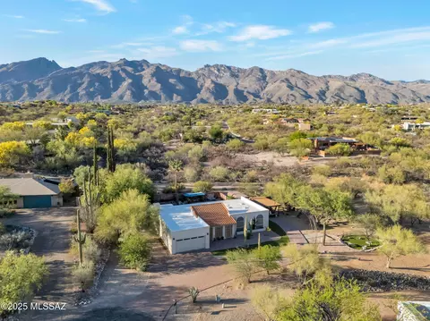 4764 N Circulo Del Bac, Tucson, AZ 85718