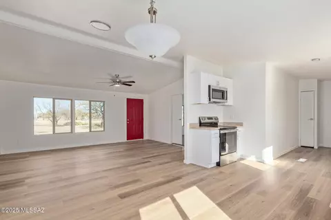 16915 W Calle Amaya, Marana, AZ 85653