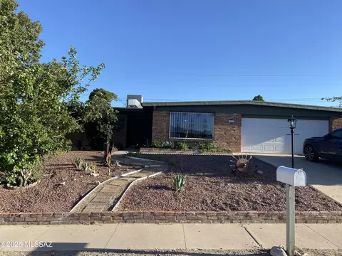 8812 E Colette St, Tucson, AZ 85710