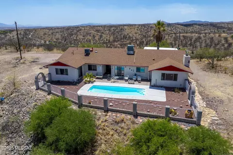 888 Cree Ln, Rio Rico, AZ 85648