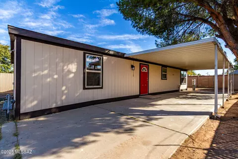3056 N Geronimo Ave, Tucson, AZ 85705