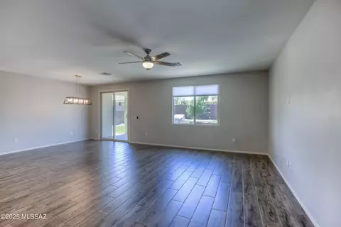 Living - 14172 E Vardo Dr, Vail, AZ 85641 photo 1 of 3