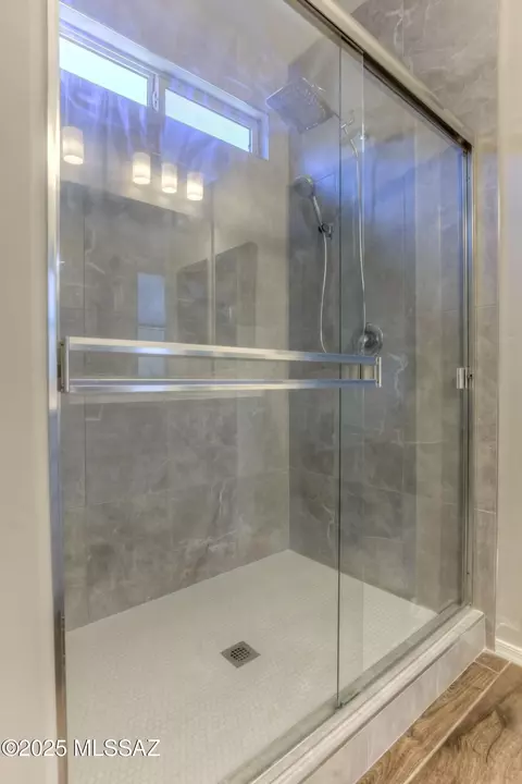 Bath - 14172 E Vardo Dr, Vail, AZ 85641 photo 1 of 3