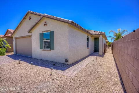 Exterior - 14172 E Vardo Dr, Vail, AZ 85641 photo 3 of 12