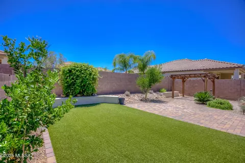 Exterior - 14172 E Vardo Dr, Vail, AZ 85641 photo 11 of 12