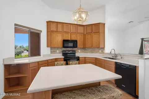 8907 E La Palma Dr, Tucson, AZ 85747 photo 7