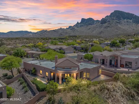 10195 N Alder Spring Dr, Oro Valley, AZ 85737