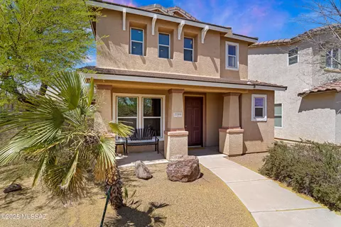 2700 N Saramano Ln, Tucson, AZ 85712