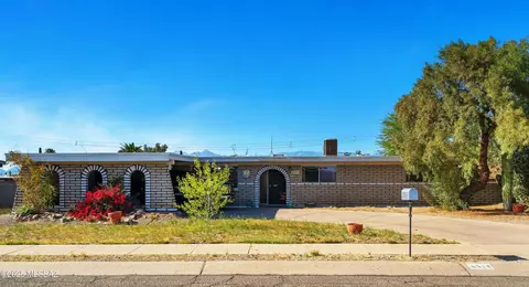 8513 E 20th St, Tucson, AZ 85710