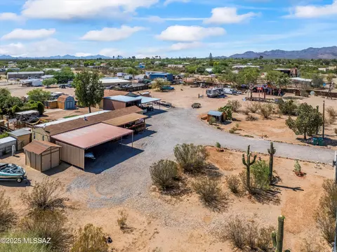 4032 S Old Windmill Ln, Tucson, AZ 85735