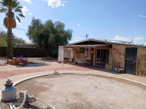 Exterior - 4308 E Montecito St, Tucson, AZ 85711 photo 3 of 3