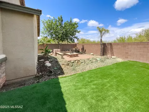 Exterior - 10963 E Pima Creek Dr, Vail, AZ 85641 photo 3 of 4
