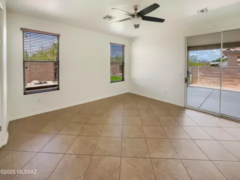 Living - 10963 E Pima Creek Dr, Vail, AZ 85641 photo 6 of 7