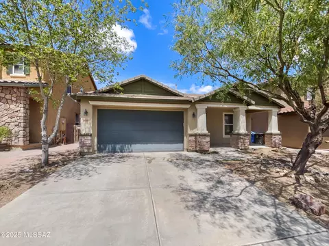 10963 E Pima Creek Dr, Vail, AZ 85641