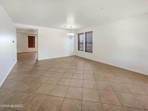 Living - 10963 E Pima Creek Dr, Vail, AZ 85641 photo 3 of 7