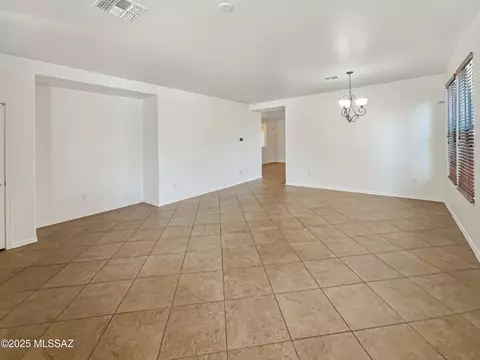 Living - 10963 E Pima Creek Dr, Vail, AZ 85641 photo 4 of 7