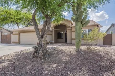 4701 S Barrington Pl, Tucson, AZ 85730
