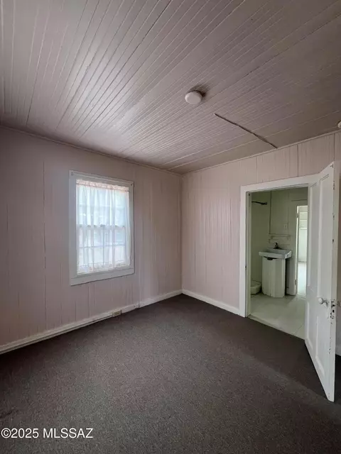 Bedroom - 351 E 5th St, Benson, AZ 85602 photo 4 of 7