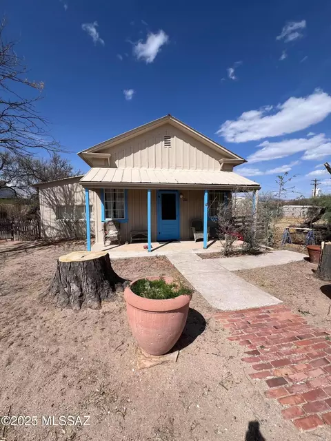 351 E 5th St, Benson, AZ 85602