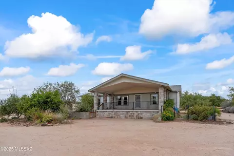 10402 S Country Club Rd, Tucson, AZ 85756