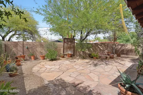 385 E Cedarvale Rd, Tucson, AZ 85704 photo 18