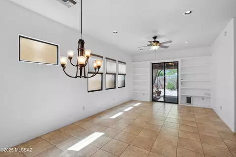 385 E Cedarvale Rd, Tucson, AZ 85704 photo 5