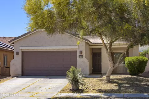 803 W Calle Muro Fuerte Dr, Sahuarita, AZ 85629