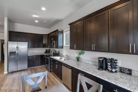 Kitchen - 156 E Stone Ct, Tucson, AZ 85705 photo 2 of 2