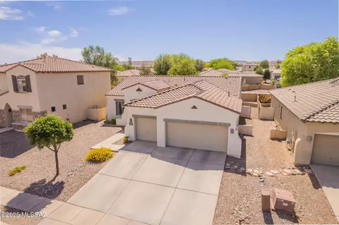84 E Camino Rancho Felice, Sahuarita, AZ 85629