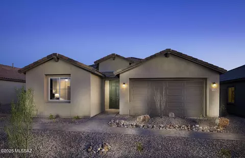 7745 W Goji Berry Ln, Marana, AZ 85658